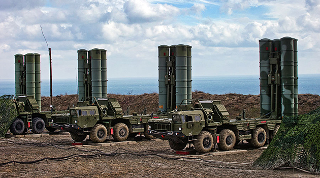 RBK: Rusya S-400 için Türkiye’ye 500 milyon dolar fiyat verdi