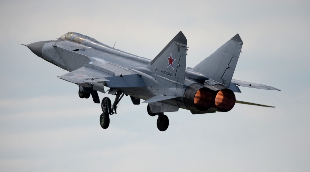 Türk jetleri Karadeniz'de Rus savaş uçaklarını takip etti