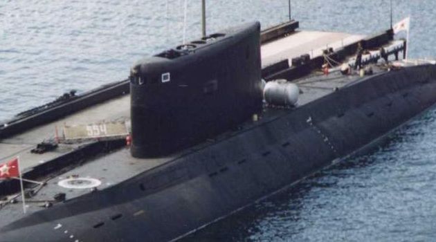 Rus denizaltısında kaza