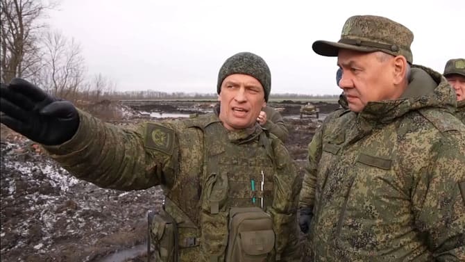 Şoygu, Ukrayna’ya verilecek F16’lara 20 gün ömür biçti