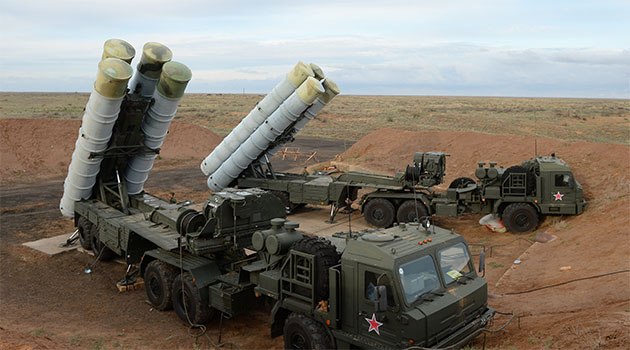 Türkiye Rusya’ya 4 adet S-400 füze sistemi için 2.5 milyar dolar ödeyecek