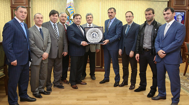 İnguşetya Başkanı Yevkurov, Türkiye Güreş Federasyonu heyetini ağırladı