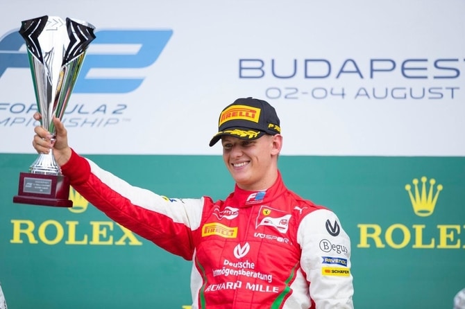 Efsane pilot Schumacher'in oğlu F1’de Rus pilotun takım arkadaşı oldu