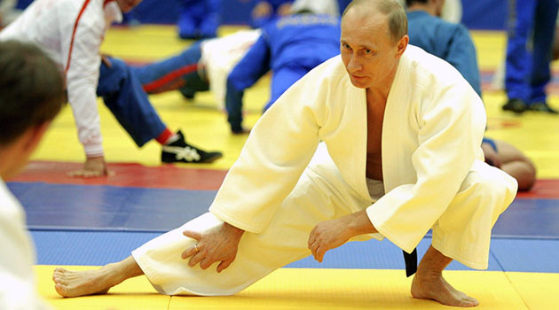Putin, sambo ve judo sayesinde yoğun iş temposunun üstesinden geldiğini söyledi