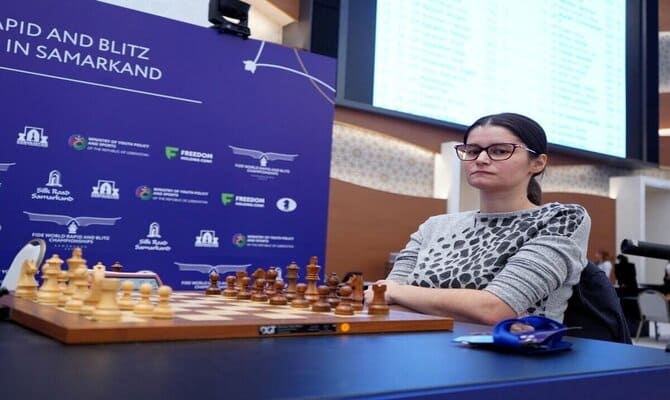 Rus satranç oyuncusu dünya şampiyonu oldu