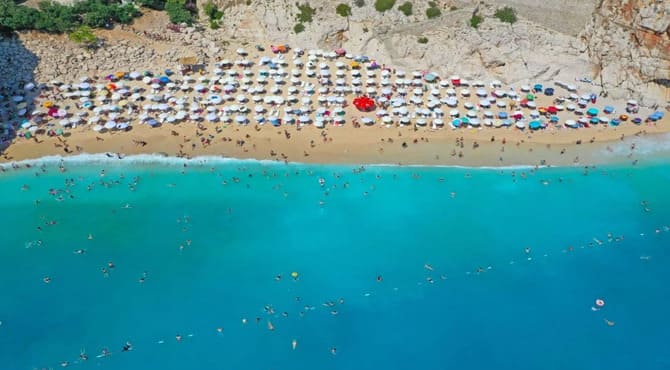 Antalya'da Tatil Yapan Rusların Sayısı 4 Milyona Ulaştı