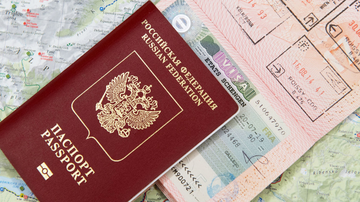 ATOR: Pasaportlardaki yanlışlıklar nedeniyle Ruslar sınırda sorun yaşayabilir