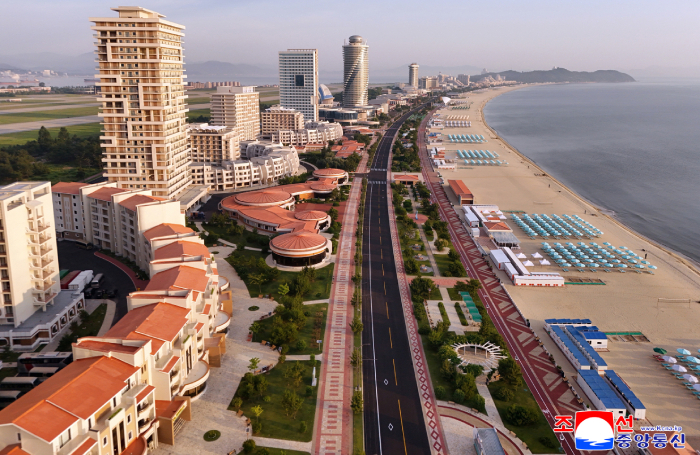 Moskova'dan Kuzey Kore'nin Wonsan Tatil Köyüne Direkt Uçuş