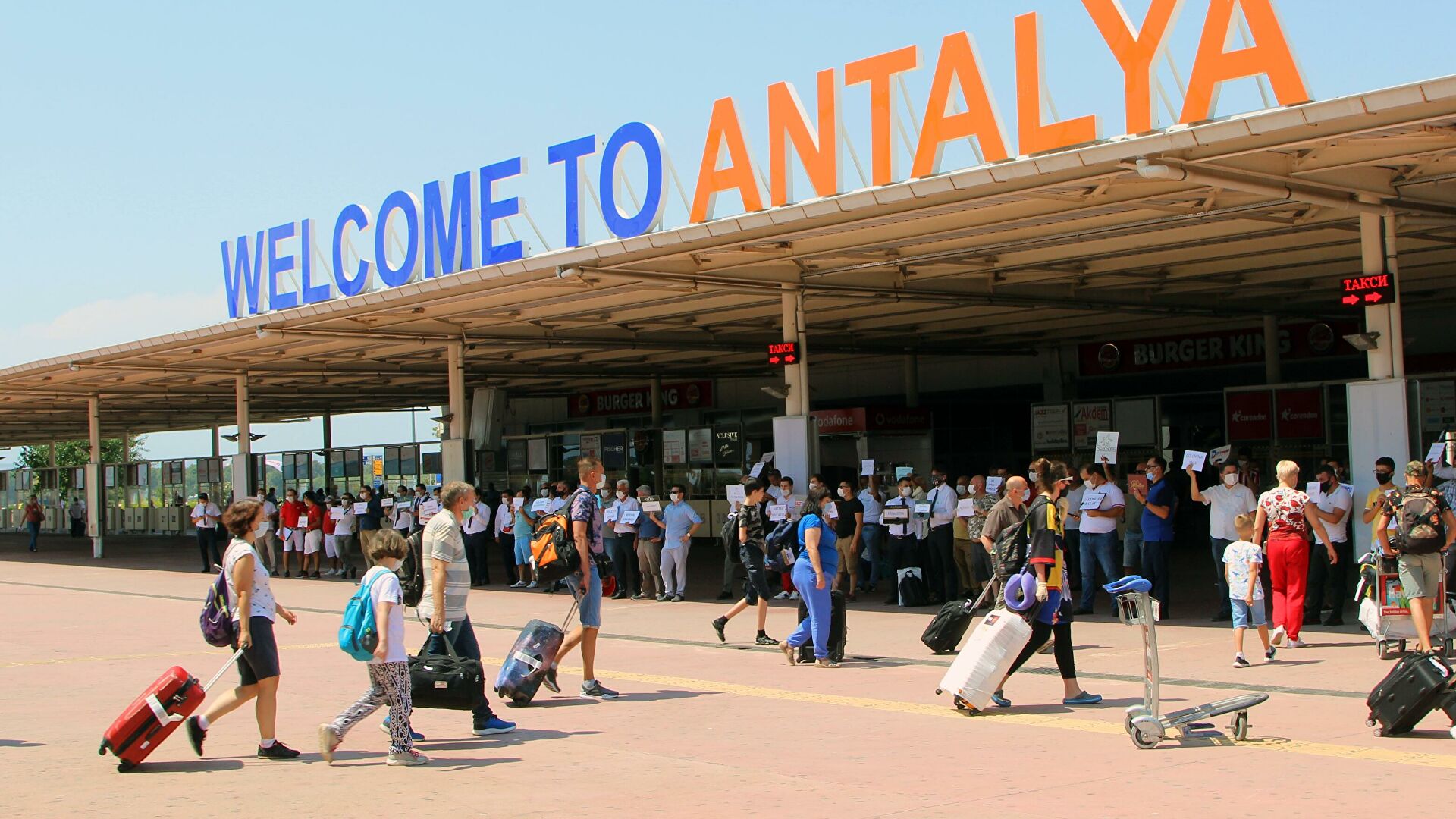 Rusya’nın Türkiye yasağını kaldırmasının ardından kaç Rus turist geldi?