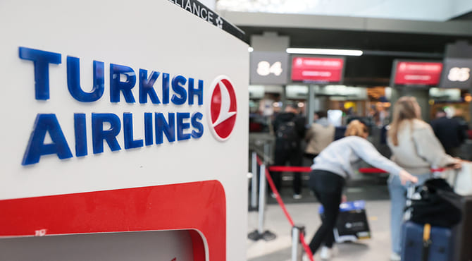 THY Rusya'ya Uçuşları Askıya Aldı: Türk Turizm Sektörü Alarmda