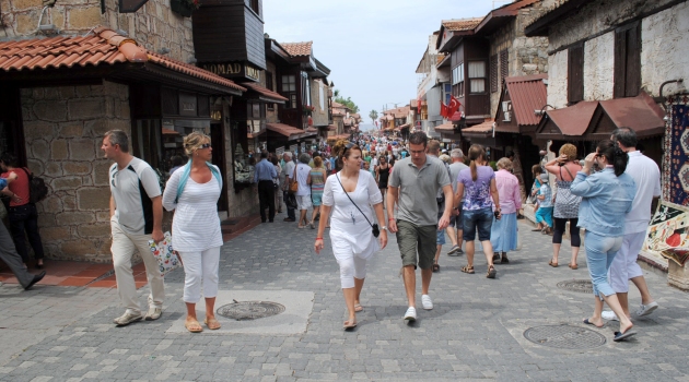 Haziran'da 613 bin turistle Rusya birinci